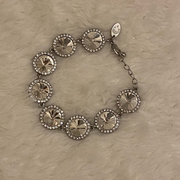 Jewelry - Austrian Crystal Bracelet Silvertone